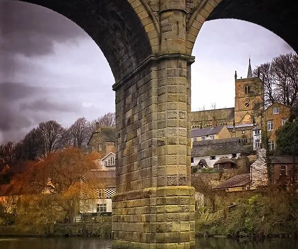 Teardrop Guest house *