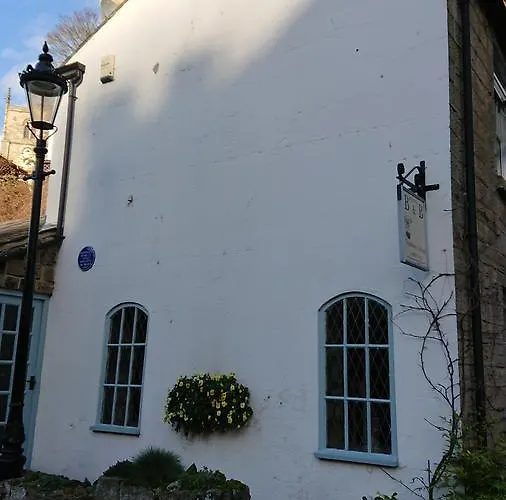 Teardrop Guest house